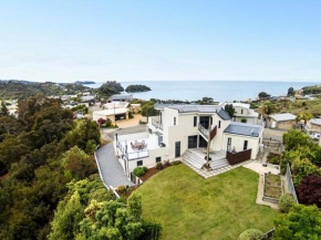 Sun, Sea, Sensational - Kaiteriteri Holiday Home